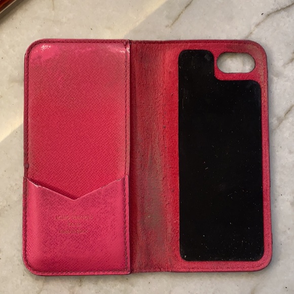 Louis Vuitton iPhone folio for iPhone 7/8 (not pro) - Picture 3 of 6